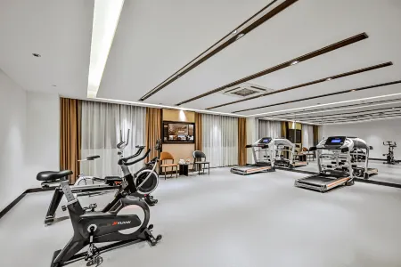 Vienna International Hotel (Yucheng Yushan Avenue) Отели в г. Юйчэн