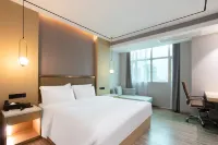 Starway Hotel (Zhanjiang Jinshawan Branch)