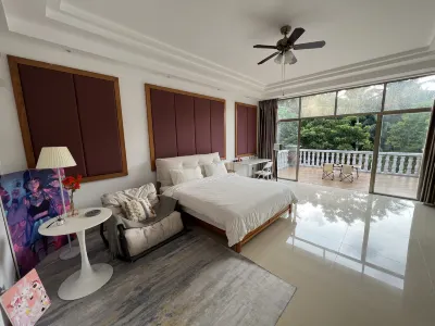 YunLan Homestay Hotels near Dongjiao Coconut Plantations