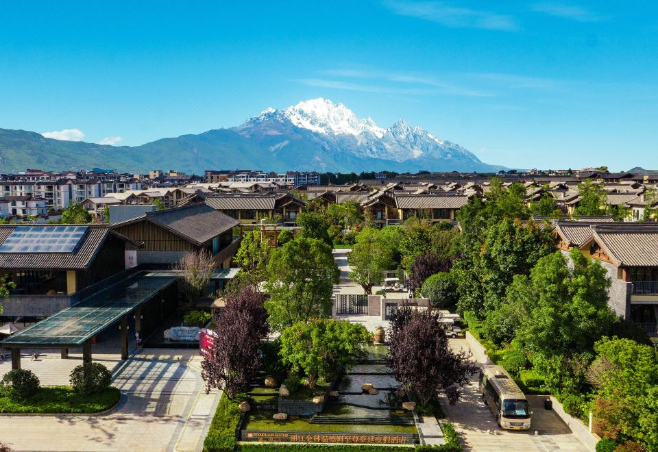 2. 하워드 존슨 진..