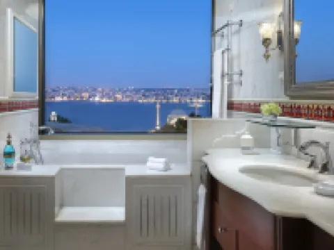 The Ritz-Carlton, Istanbul イスタンブールのホテル