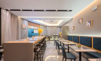 Homeinn Business Hotel (Guangzhou Panyu Chimelong Tourist Resort)