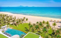 Wyndham Royal Beachfront Resort & Spa Danang - De lujo