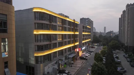 HanTing Hotel (Taixing New Energy Food Plaza) Отели рядом с достопримечательностью «Liuwei Port»
