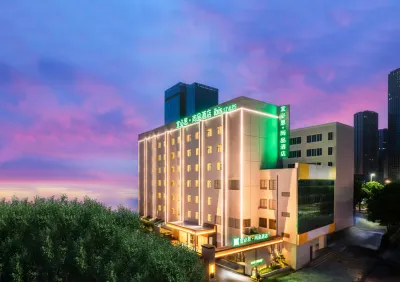 Zhuhai Gongbei Port Fuhuali Ibis Styles Hotel Hotels in Zhuhai