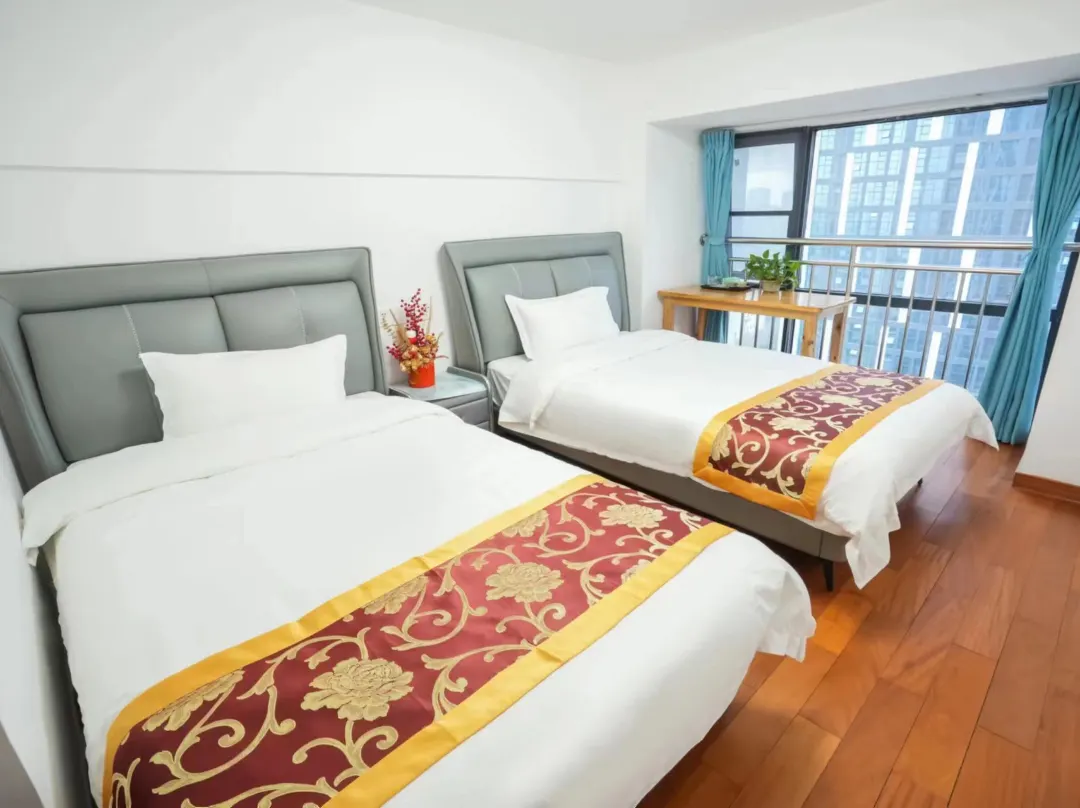 Chengdu East Station Jinpeng Homestay - Chengdu