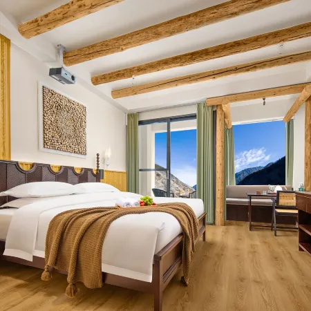 Siguniangshan Yanqi Pico Hotel