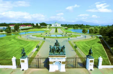 Reignwood Pine Valley Отели рядом с достопримечательностью «Tank Museum»