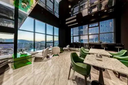 Kunming Yulinlin Hotel (South Asia) Отели рядом с достопримечательностью «Yunnan Haigeng Auditorium»