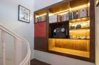 Utopian Hotel
