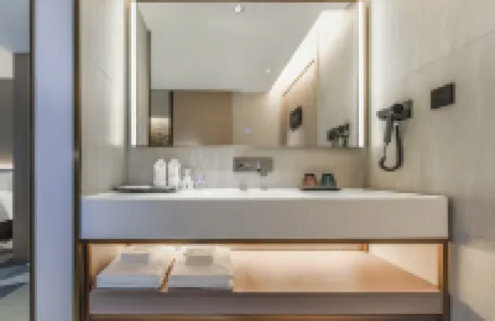 Lavande Hotel (Dujiangyan Rongchuang Amusement Park Panda Valley Branch) Hotels near Dujiangyan Railway Station