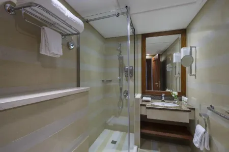 Swissôtel Al Maqam Makkah Отели рядом с достопримечательностью «Абрадж аль-Бейт»