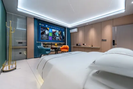 Pinyou Smart Hotel (Qujing Nancheng Store) Отели рядом с достопримечательностью «Qujing Bund Cultural Tourism Scenic Area»