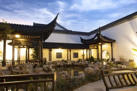 Chunmu Heyuezhuang Hot Spring Hotel