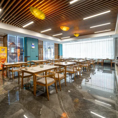 MEHOOD EZZI Hotel (Yuncheng Ideal School Huanghe Night Market)