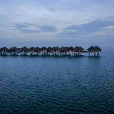 ゴールデン パーム ツリー セパン Hotel Exterior