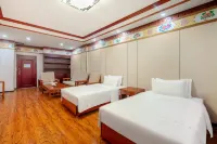 Tall Hotel