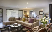 Dynasty Forest Sandown Serviced Apartments