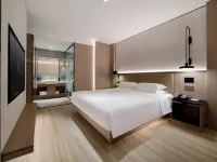 H Hotel (Mengzhou Hanyu Street) Hotels in Mengzhou