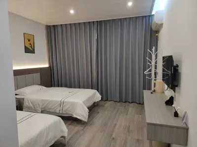 Xinghui Homestay Hotels near Hong'an Ancient Town