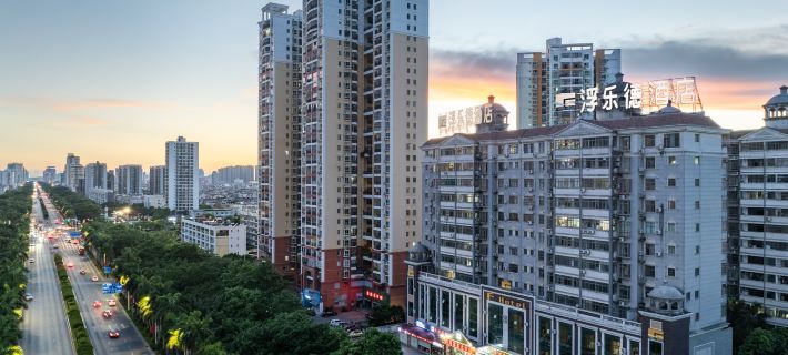 F Hotel(Beihai Avenue Store) Hotels in Бейхай