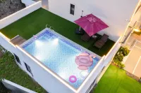 Zhujiajian Houshan Xun Xingkong Seaview Holiday Villa (Xiaowushitang Dongsha Scenic Area) - Villas