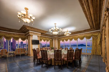 Hongkou Hotel Отели рядом с достопримечательностью «Ludong University (East Area)»