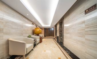 Yutong Business Hotel (Xinzheng International Airport Branch)