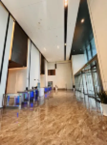 麓鳴輕奢影院公寓（麓雲路地鐵站店）