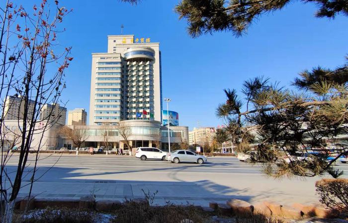 Jiping Hotel