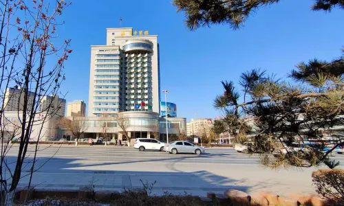 Jiping Hotel