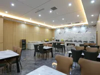 Magnotel Hotel (Shenyang Shenbei University Town Fantawild Store) Hotels near Shenbei