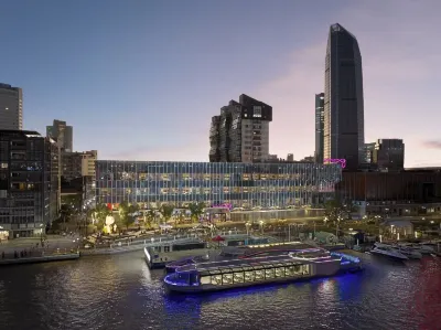 Moxy Ningbo Old Bund Các khách sạn ở Ninh Ba