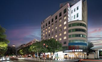 Laiwang Fashion Hotel (Wuzhou Wangcheng square)