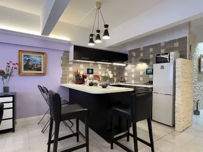 Paris Chez Lilas 51m2 Appartement فنادق في Bagnolet