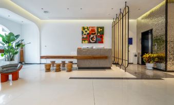 LUSHIN HOTELS&RESORTS