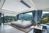 Longji Terraced Fields Meitu Panoramic Hotel