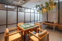 28 Degree Quan Hotel (Zhangzhou High-speed Railway Station Southwest Medical University Branch)