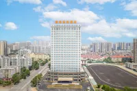 Weigang Supreme International Hotel (Beihai International Wharf Qiaogang Style Street)