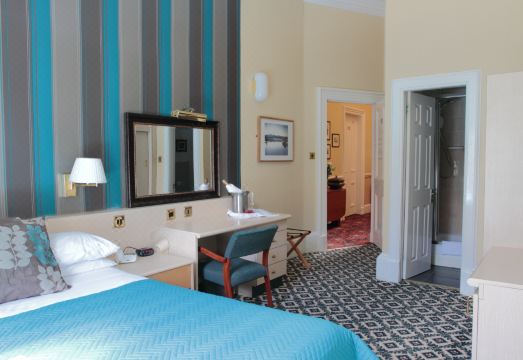 2. 에든버러 시슬 ..