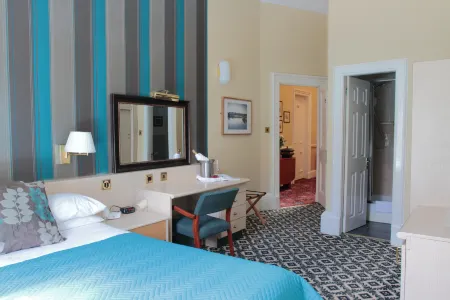 Thistle Hotel Отели рядом с достопримечательностью «Данбарс Клоуз»