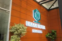 Urban Hotel Serpong Hotel dekat Green Cove - BSD City