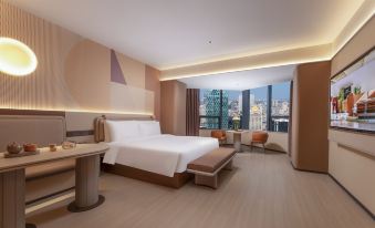 Orange Hotel(Nanjing Xinjiekou Deji Square Branch)