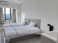 Lifeng Four Seasons Apartment (Jianji Chuntianli Branch) Hotel a Foundation Shopping Mall