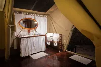 Karen Blixen Camp Hotels in Mara Rianta