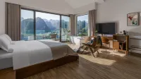 Xingyi Wanfeng Linyue Qili Mountain and Homestay