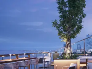 Popular Scenic Hotels in Phnom Penh