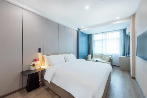 Chengzi Hotel (Gao'an Pengtai Department Store) - Parkplatz