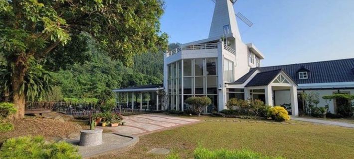 Lily Village Hotels in Miaoli County