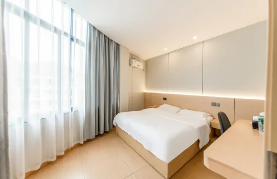 紫雲金莎主題酒店